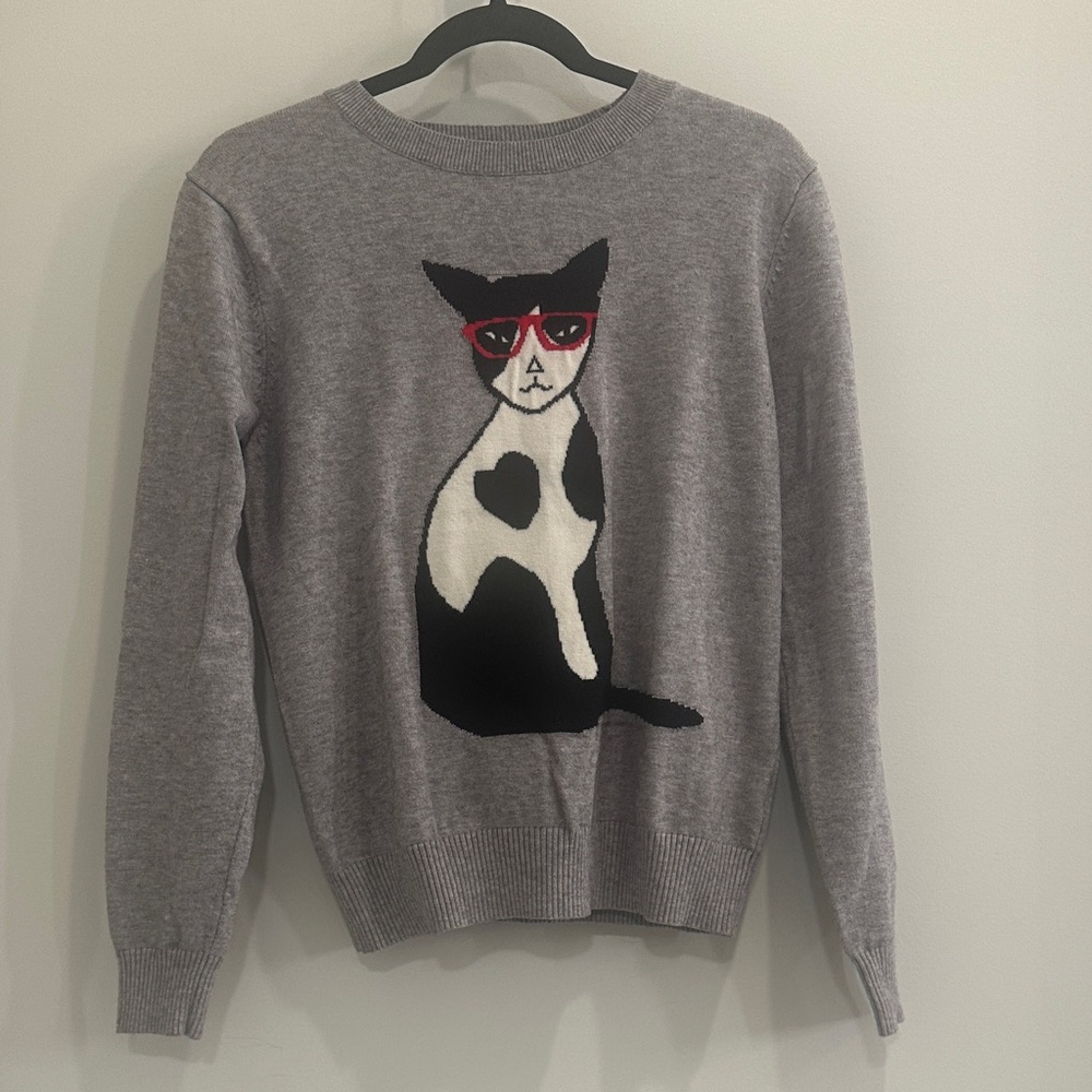 Forever 21 Gray Cat Sweater with Red Accents